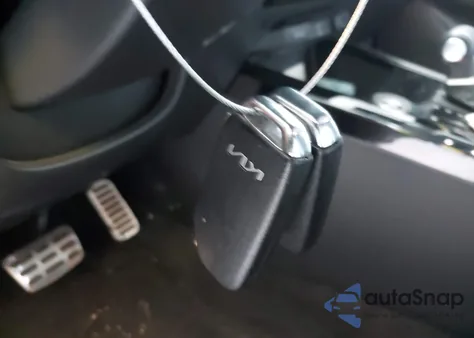 2023 Kia Niro Ex Touring z USA, uszkodzony, nr VIN KNDCR3LE7P5047244